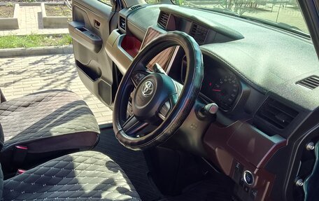 Toyota Roomy I, 2018 год, 1 220 000 рублей, 12 фотография