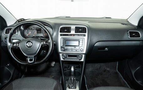 Volkswagen Polo VI (EU Market), 2016 год, 866 000 рублей, 6 фотография