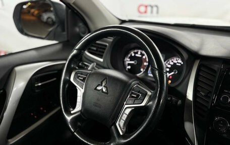 Mitsubishi Pajero Sport III рестайлинг, 2018 год, 2 799 000 рублей, 13 фотография