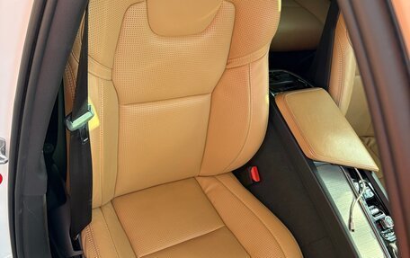 Volvo V60 Cross Country II, 2019 год, 4 500 000 рублей, 28 фотография