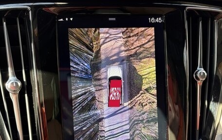 Volvo V60 Cross Country II, 2019 год, 4 500 000 рублей, 36 фотография