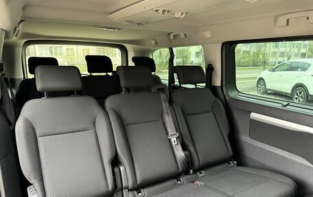 Peugeot Traveller I, 2020 год, 2 690 000 рублей, 10 фотография