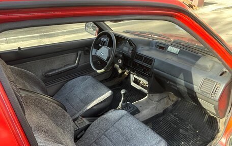 Mazda 323, 1985 год, 77 000 рублей, 4 фотография