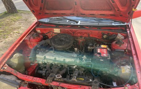 Mazda 323, 1985 год, 77 000 рублей, 6 фотография