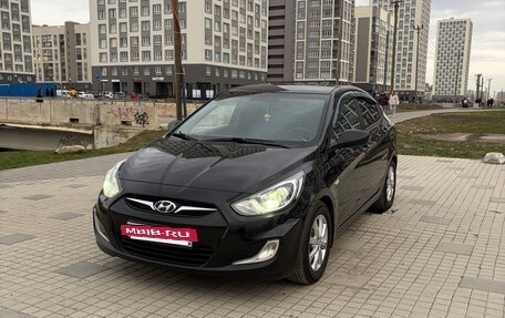 Hyundai Solaris II рестайлинг, 2013 год, 890 000 рублей, 2 фотография