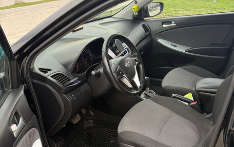 Hyundai Solaris II рестайлинг, 2013 год, 890 000 рублей, 12 фотография