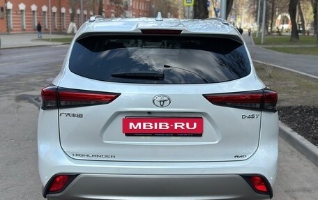 Toyota Highlander, 2025 год, 4 600 000 рублей, 6 фотография