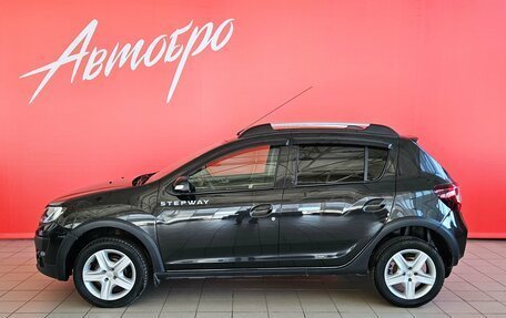 Renault Sandero II рестайлинг, 2017 год, 985 000 рублей, 2 фотография