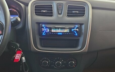 Renault Sandero II рестайлинг, 2017 год, 985 000 рублей, 11 фотография