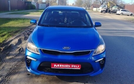 KIA Rio IV, 2019 год, 1 000 000 рублей, 1 фотография