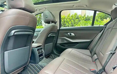 BMW 3 серия, 2022 год, 1 947 000 рублей, 11 фотография