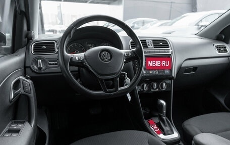 Volkswagen Polo VI (EU Market), 2017 год, 1 190 000 рублей, 7 фотография