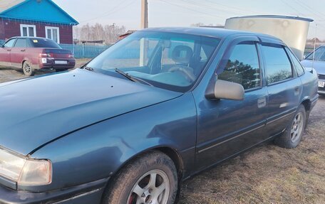 Opel Vectra A, 1989 год, 90 000 рублей, 2 фотография