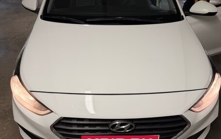 Hyundai Solaris II рестайлинг, 2018 год, 900 000 рублей, 9 фотография