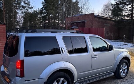 Nissan Pathfinder, 2012 год, 1 050 000 рублей, 3 фотография