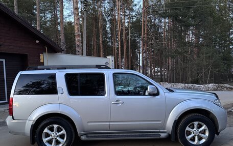 Nissan Pathfinder, 2012 год, 1 050 000 рублей, 7 фотография