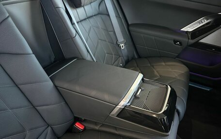 BMW 7 серия, 2025 год, 14 700 000 рублей, 25 фотография