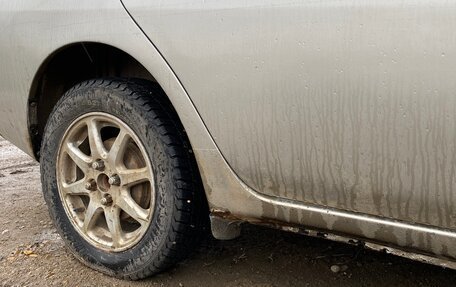 Toyota Prius IV XW50, 2001 год, 300 000 рублей, 9 фотография