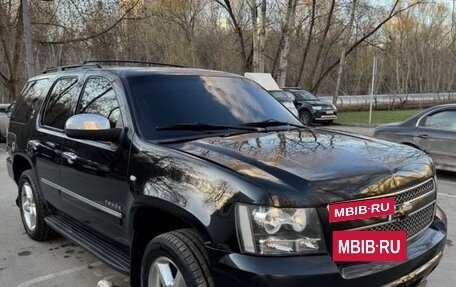 Chevrolet Tahoe III, 2011 год, 1 900 000 рублей, 1 фотография