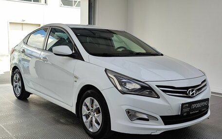 Hyundai Solaris II рестайлинг, 2016 год, 949 000 рублей, 3 фотография