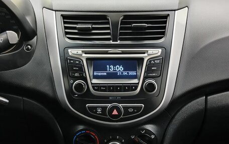 Hyundai Solaris II рестайлинг, 2016 год, 949 000 рублей, 18 фотография