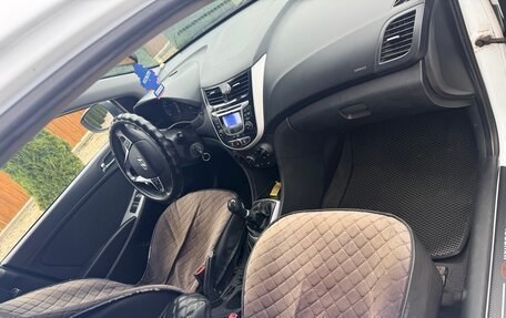 Hyundai Solaris II рестайлинг, 2011 год, 615 000 рублей, 6 фотография