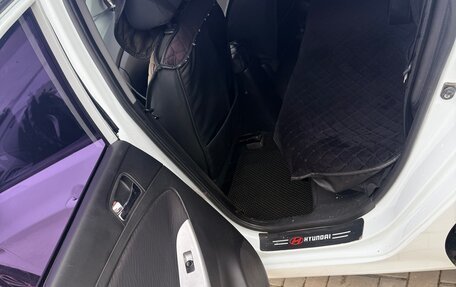 Hyundai Solaris II рестайлинг, 2011 год, 615 000 рублей, 12 фотография