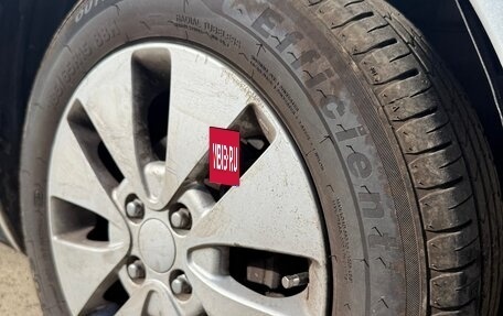 Toyota Ist II, 2002 год, 560 000 рублей, 13 фотография