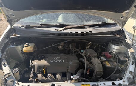 Toyota Ist II, 2002 год, 560 000 рублей, 19 фотография