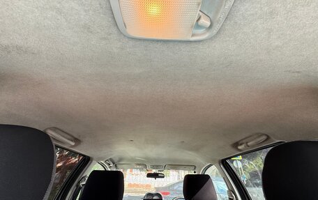 Toyota Ist II, 2002 год, 560 000 рублей, 21 фотография