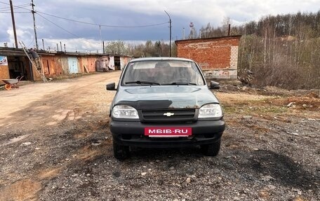 Chevrolet Niva I рестайлинг, 2006 год, 90 000 рублей, 3 фотография