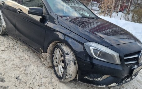 Mercedes-Benz A-Класс, 2013 год, 1 200 000 рублей, 3 фотография