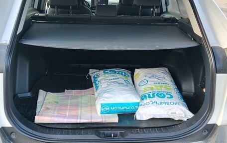 Toyota RAV4, 2021 год, 3 600 000 рублей, 5 фотография