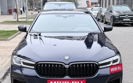 BMW 5 серия, 2021 год, 6 200 000 рублей, 2 фотография