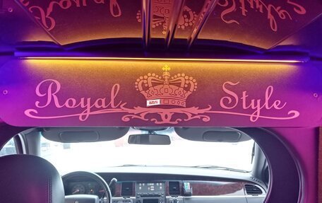 Lincoln Town Car III рестайлинг, 2007 год, 1 690 000 рублей, 11 фотография