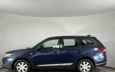 Mitsubishi Outlander III рестайлинг 3, 2019 год, 1 650 000 рублей, 10 фотография