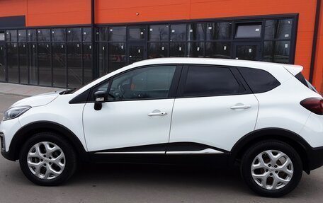 Renault Kaptur I рестайлинг, 2017 год, 1 149 000 рублей, 3 фотография