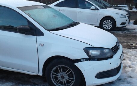 Volkswagen Polo VI (EU Market), 2012 год, 210 000 рублей, 1 фотография