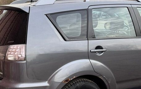 Mitsubishi Outlander III рестайлинг 3, 2010 год, 920 000 рублей, 9 фотография