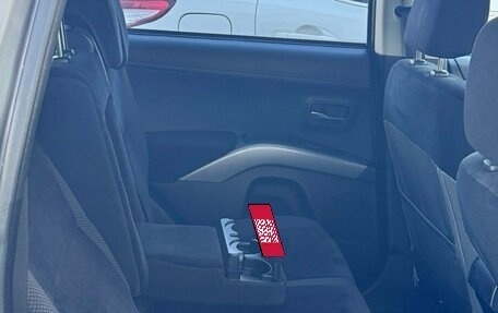 Mitsubishi Outlander III рестайлинг 3, 2010 год, 920 000 рублей, 16 фотография