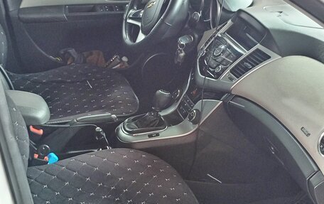 Chevrolet Cruze II, 2012 год, 710 000 рублей, 7 фотография