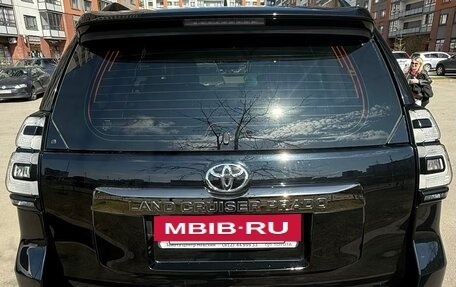 Toyota Land Cruiser Prado 150 рестайлинг 2, 2020 год, 6 500 000 рублей, 10 фотография