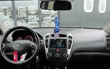 KIA cee'd I рестайлинг, 2011 год, 690 000 рублей, 10 фотография