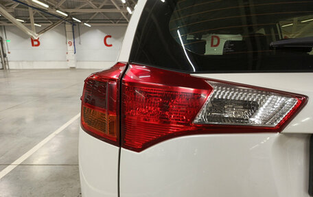 Toyota RAV4, 2014 год, 1 700 000 рублей, 13 фотография