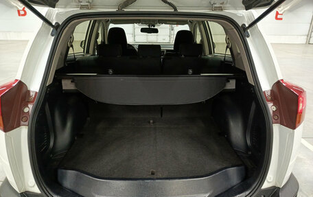 Toyota RAV4, 2014 год, 1 700 000 рублей, 14 фотография