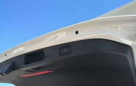 Volkswagen Tiguan, 2026 год, 4 700 000 рублей, 15 фотография