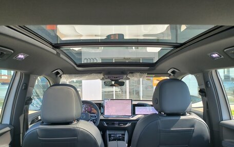 Volkswagen Tiguan, 2026 год, 4 700 000 рублей, 17 фотография