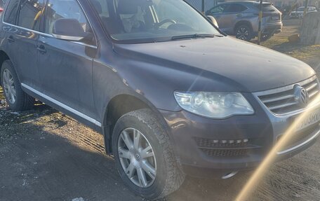 Volkswagen Touareg III, 2009 год, 1 150 000 рублей, 2 фотография