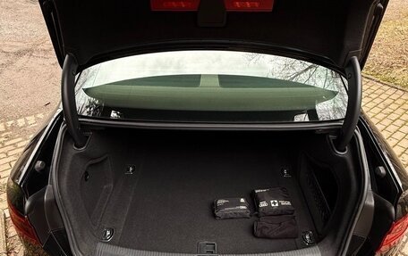 Audi A4, 2017 год, 1 940 000 рублей, 3 фотография