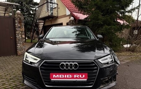 Audi A4, 2017 год, 1 940 000 рублей, 6 фотография